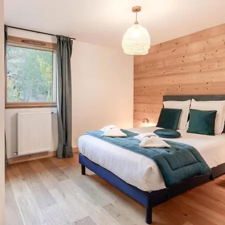 Modern Flat In Balcony Parking